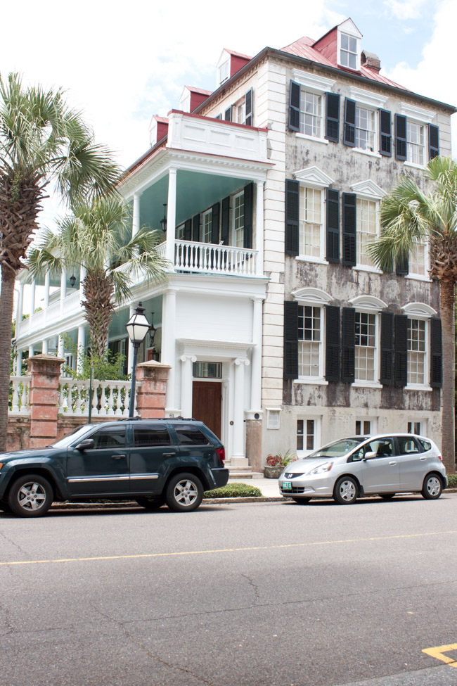 Check out this travel guide which shares lots of things to do in Charleston, SC!