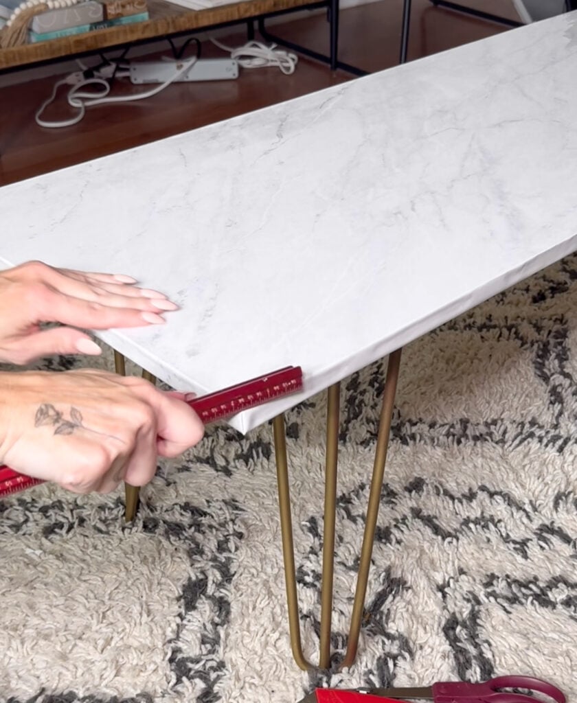 How to make a DIY faux marble coffee table