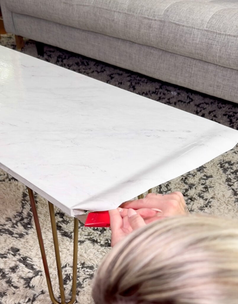 How to make a DIY faux marble coffee table