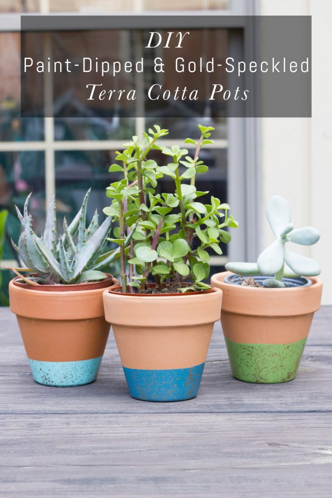 Learn how to make paint-dipped & gold-speckled terra cotta pots!