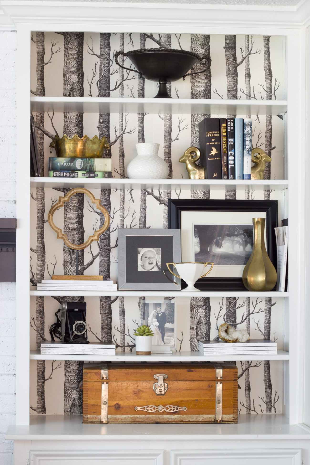 Family Heirloom Vintage Box {Thrifty Style Series} - Erin Spain